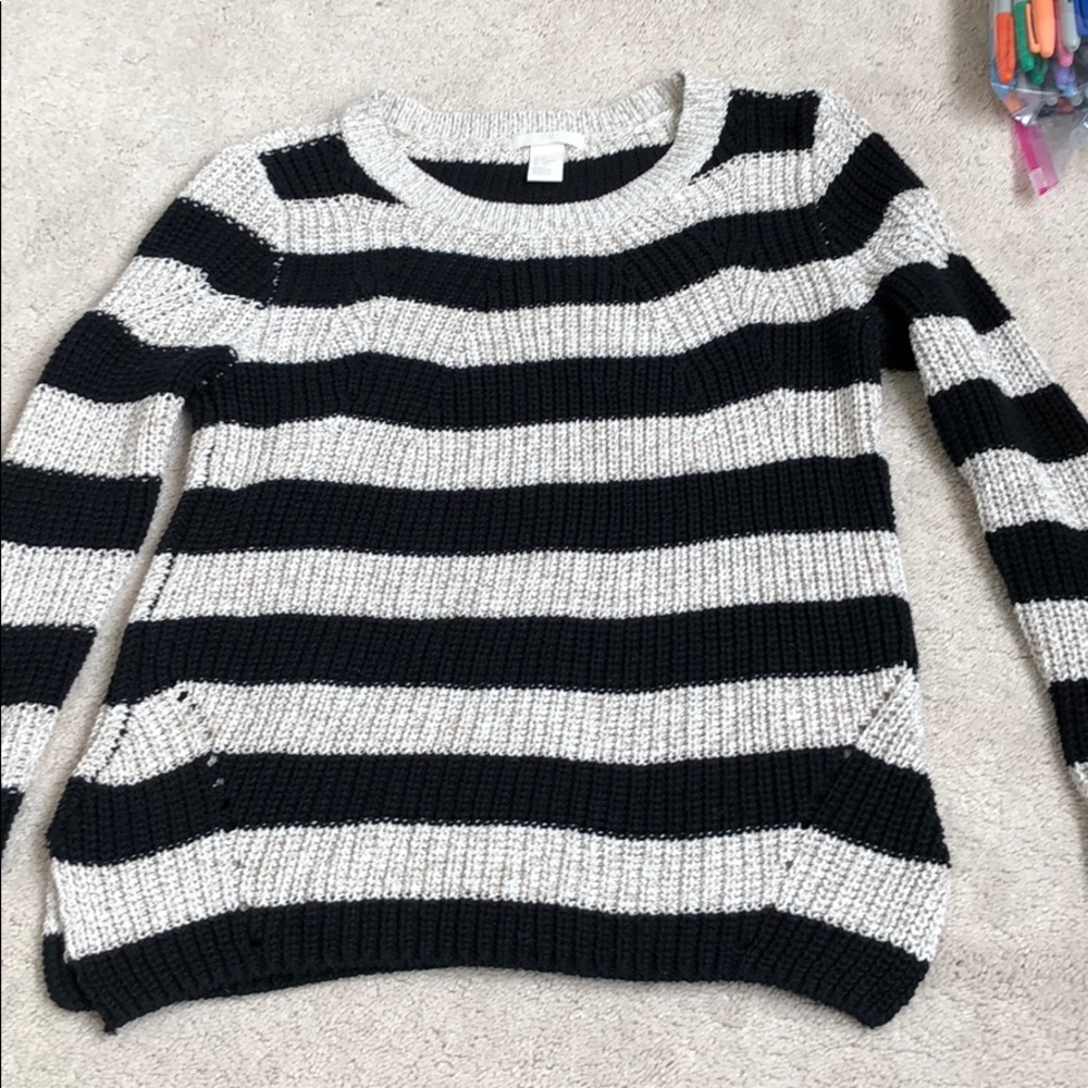 Black & White Stripped Wool Sweatshirt